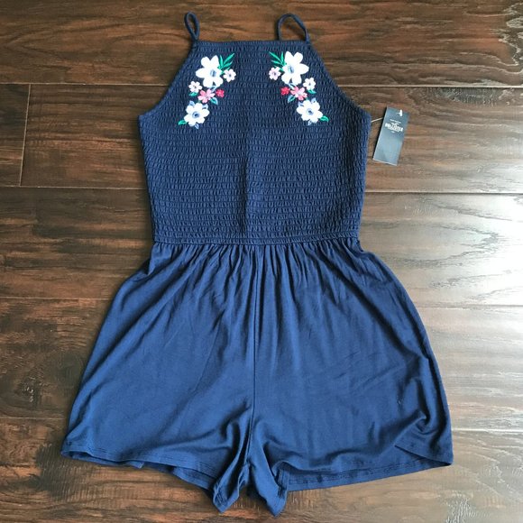 Hollister Smocked Romper - Picture 2 of 4